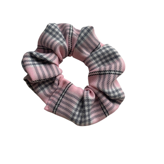 "Regina" scrunchie